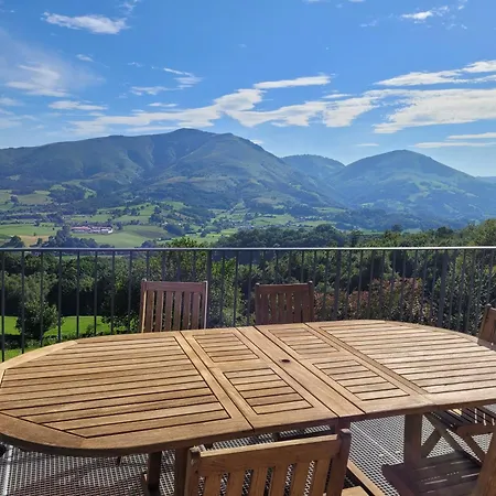 Tatil Evi Maison Au Pays Basque, Calme Avec Vue Imprenable Sur Montagnes